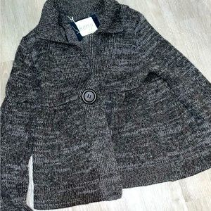 Kenji Gray Sweater Large  loose